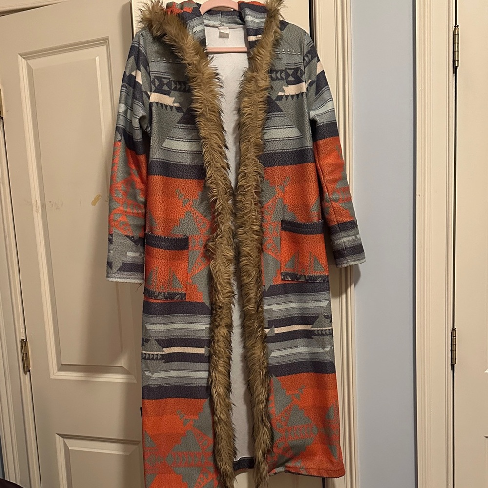 Women's Native Patterned Hooded Coat with Faux Fur Trim